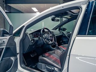 Volkswagen Golf GTI TCR 2.0 TSI 213kW290CV DSG