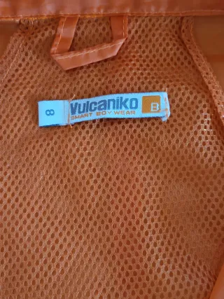 Giacca antivento arancione