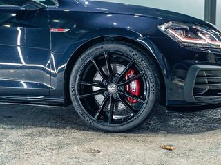 Volkswagen Golf GTI TCR 2.0 TSI 213kW290CV DSG