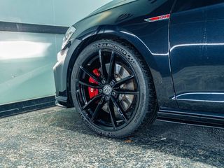 Volkswagen Golf GTI TCR 2.0 TSI 213kW290CV DSG