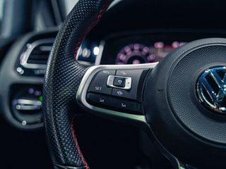 Volkswagen Golf GTI TCR 2.0 TSI 213kW290CV DSG