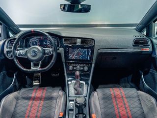Volkswagen Golf GTI TCR 2.0 TSI 213kW290CV DSG