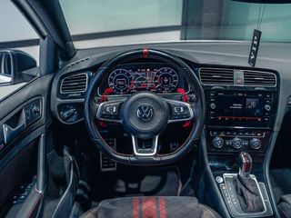 Volkswagen Golf GTI TCR 2.0 TSI 213kW290CV DSG