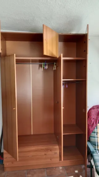 URGE Armario ropero de madera