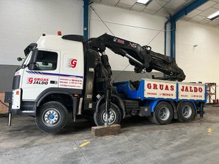Camión Volvo FM480 Grúa HIAB 1055E-8