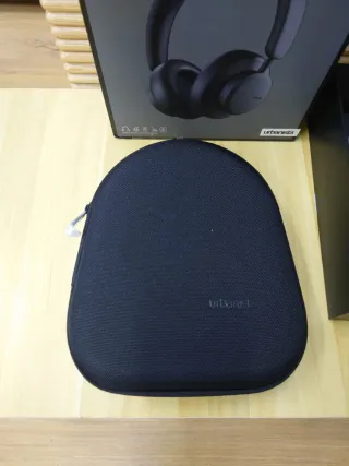 Urbanista Miami Auriculares Negros