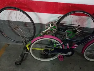 Se vende o Cambia bici Pixie por plegable