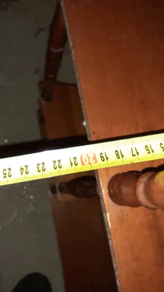 Estantería de madera estilo victoriano