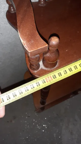 Estantería de madera estilo victoriano