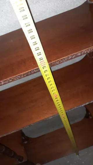 Estantería de madera estilo victoriano