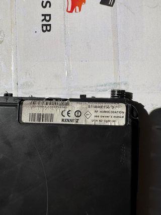 Caja Reles Renault Scenic 2   2005.  8200525384