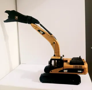 Caterpillar 330d DM 1:50