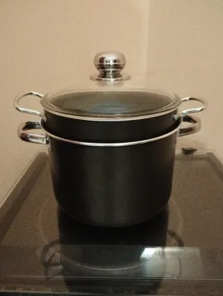 Pastaiola con coperchio in vetro