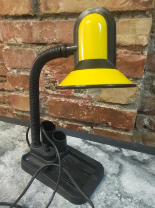 Lámpara Escritorio Fase Negra y Amarilla