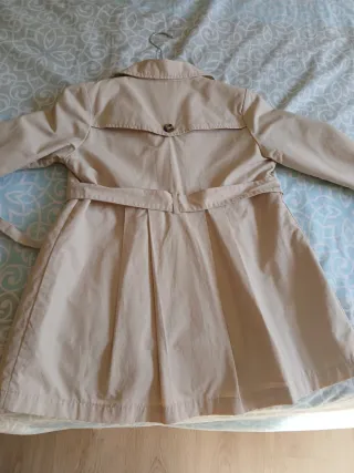Gabardina niña Mayoral beige talla 8