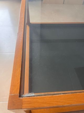 Mesa centro cristal y madera