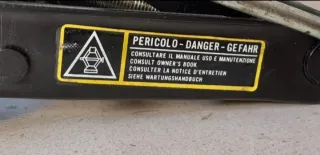 Gato hidráulico universal, características en foto