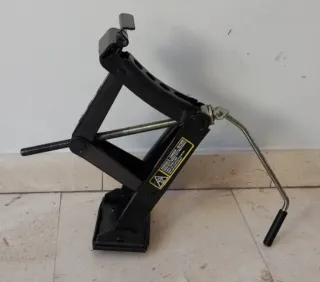 Gato hidráulico universal, características en foto