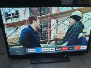 TV Toshiba Smart Wifi 32 Mando