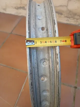 Llanta Aluminio Akront 18 Plata de 36 radios