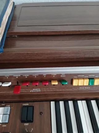 Órgano Yamaha Elestone