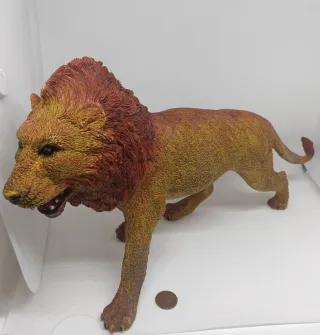 León Realista XL - 47cm