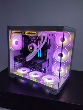 PC Gaming Ryzen 9800X3D + RTX 5070 32GB DDR5