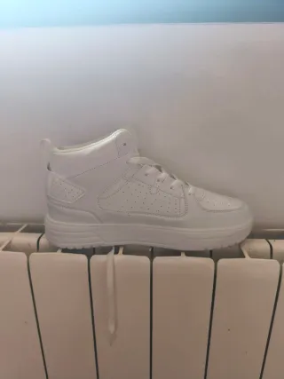 Zapatillas altas SHEIN blancas