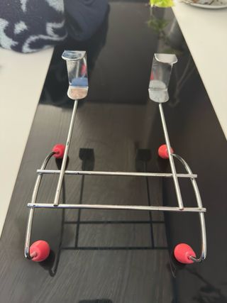 Appendiabiti con 4 pomelli rosa