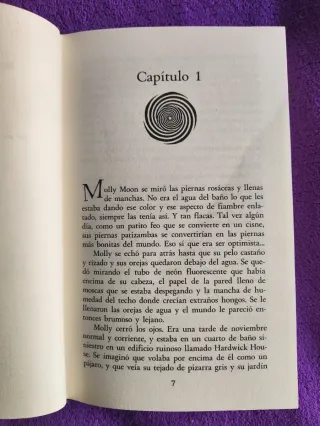 Molly Moon y El Increible Libro Del Hipnotismo