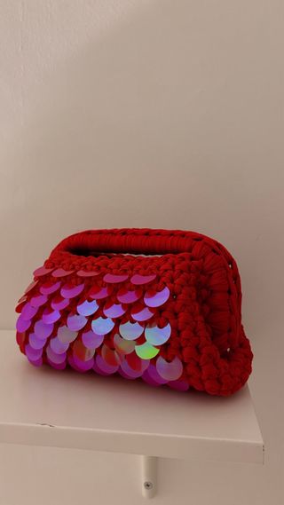 Borsa uncinetto rossa con paillettes