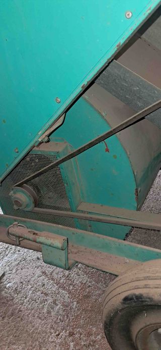 Limpiadora / Aventadora Borrell aceituna.