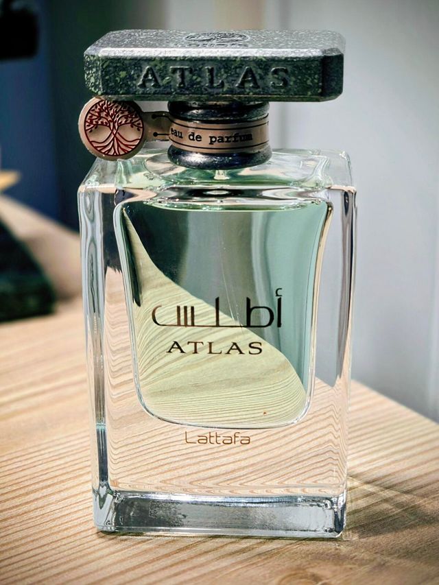 Perfume Atlas Lattafa Eau de Parfum