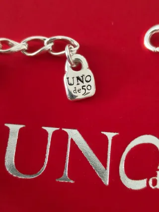 Pulsera Uno de 50 eslabones plateados