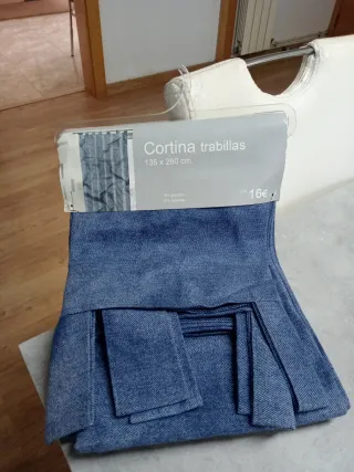 Cortinas de tela azules