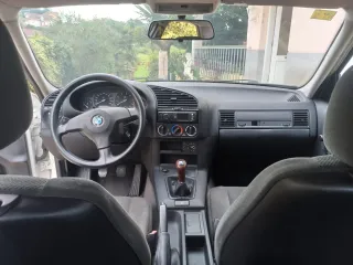 BMW Serie 3 e36 318i 115cv berlina/sedan