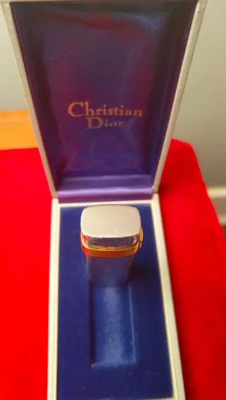 Encendedor Christian Dior chapado oro