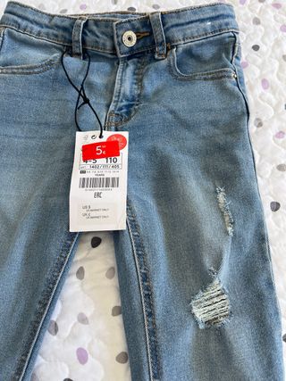 Pantalón vaquero niña 4-5 años
