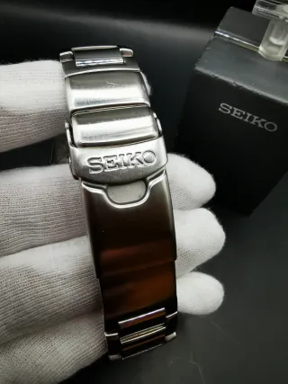 Seiko White Knight Automático