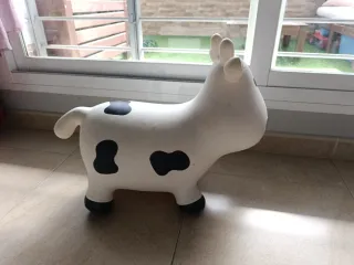 Vaca hinchable para saltar