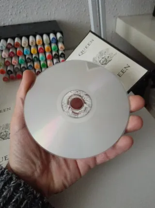 Queen A Kind Of Magic Libro