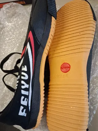 Zapatillas Kung Fu Negras Rojas