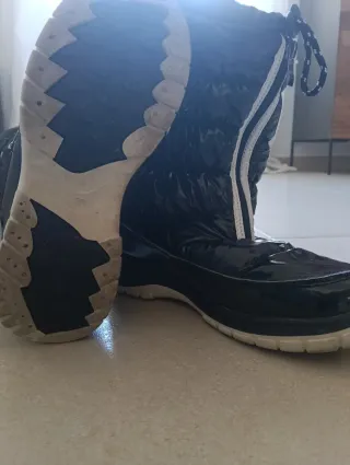 Botas de nieve negras