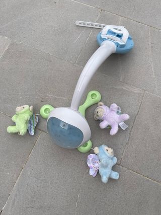 Manta de actividades y móvil para bebé