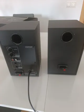 Altavoces Edifier MR4 Estudio Negro