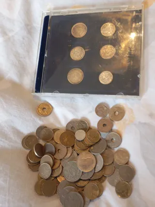 Lotto di monete pesetas e argento