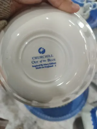 Vajilla Churchill Azul y Blanca