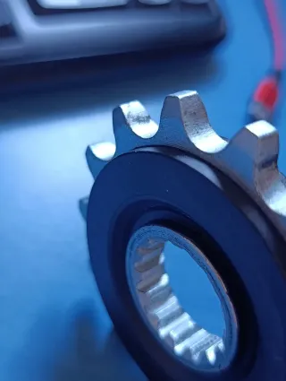 Piñón 14 dientes KTM Husqvarna Gasgas