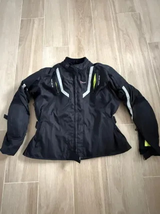 Chaqueta moto TSUIT Talla 46 Protecciones