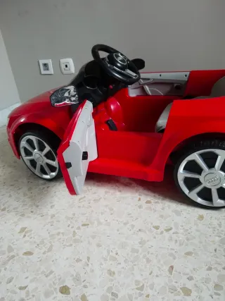Coche Audi para niños